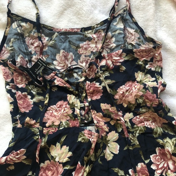 Summer dress - Picture 4 of 4